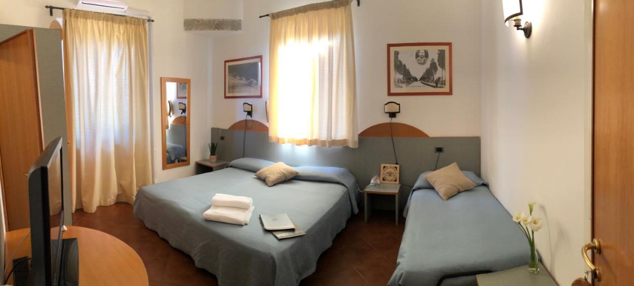 Locanda Menabuoi Donoratico Exterior foto