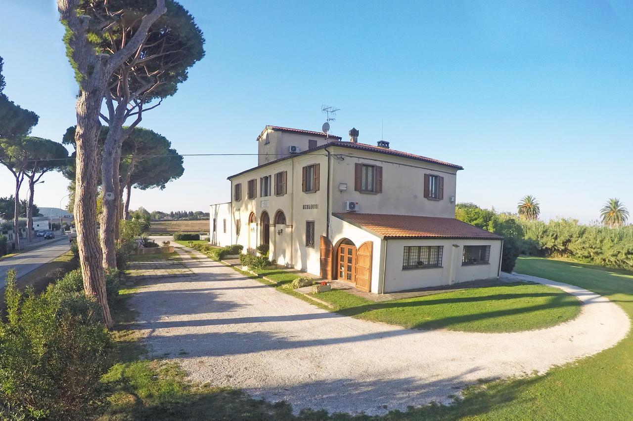 Locanda Menabuoi Donoratico Exterior foto